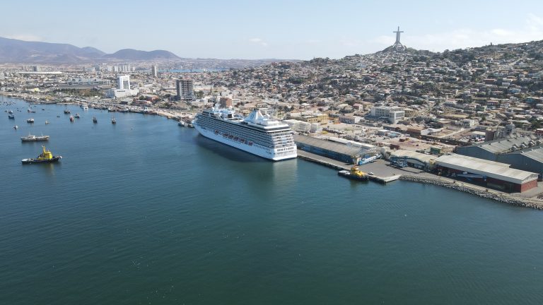 Corporación de Puertos del Conosur confirma aumento de 4% en recaladas y pasajeros en temporada de cruceros 2023-2024